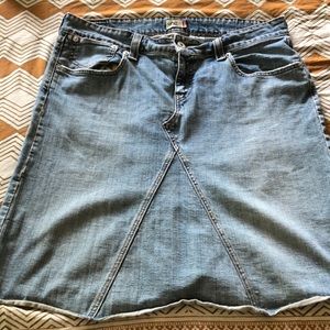 Levi’s denim skirt 18 euc